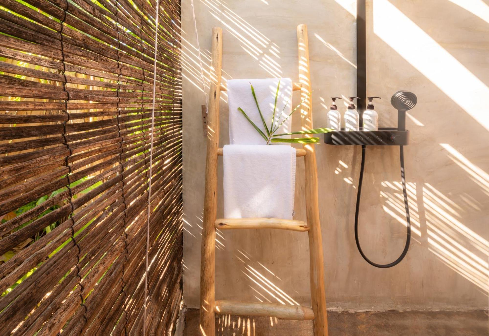فندق Bamboo Zanzibar جامبياني